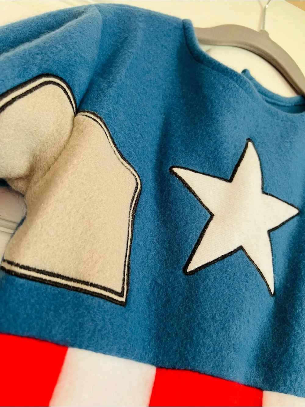 Jazwares Marvel Avengers Captain America Toddler Costume Fleece Romper w/ Hat 5T